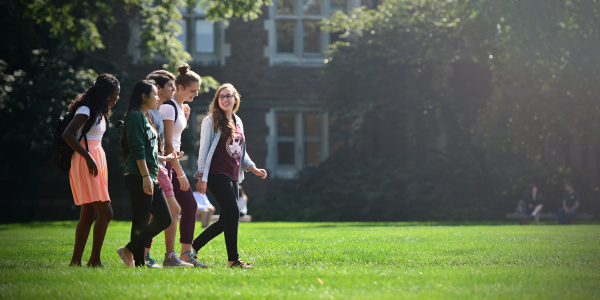 Students walking on WashU quad